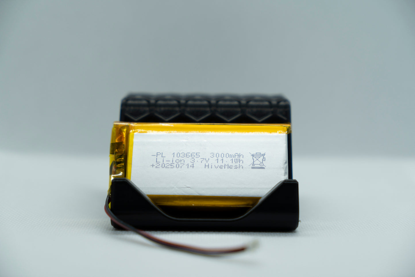 3.7v 3000mAh High-Capacity Rechargeable Battery with BMS Protection